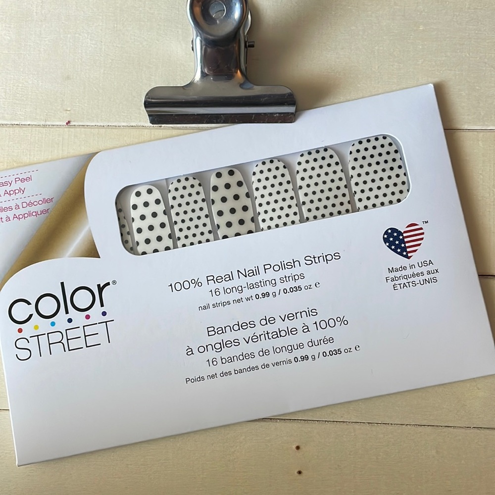 Color Street Polka dot com *retired*